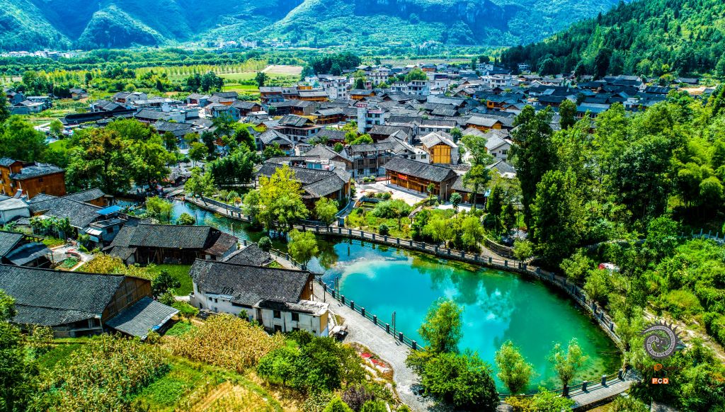 土家第一村