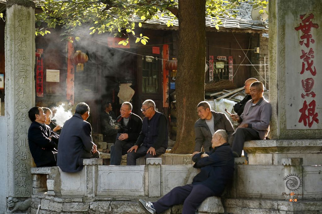 老人的休闲时光