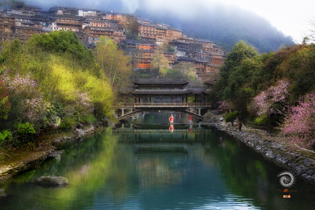 春到苗寨