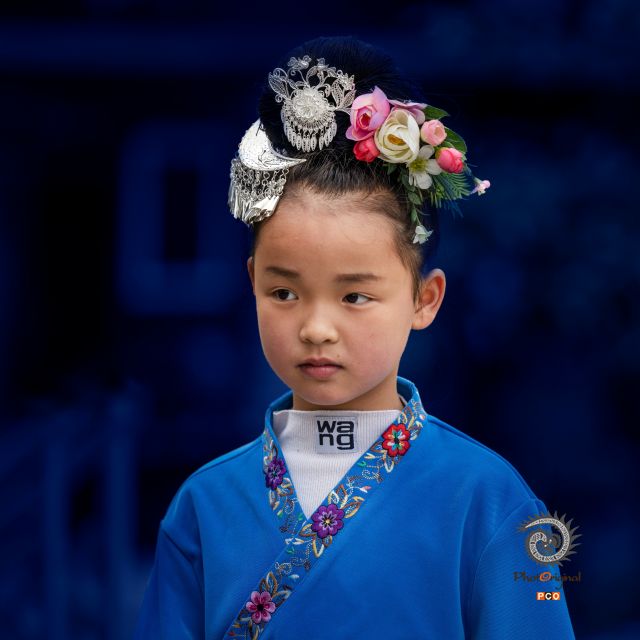 苗家小女孩