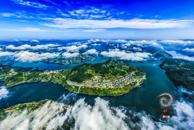 【大地明珠嵌乌江】