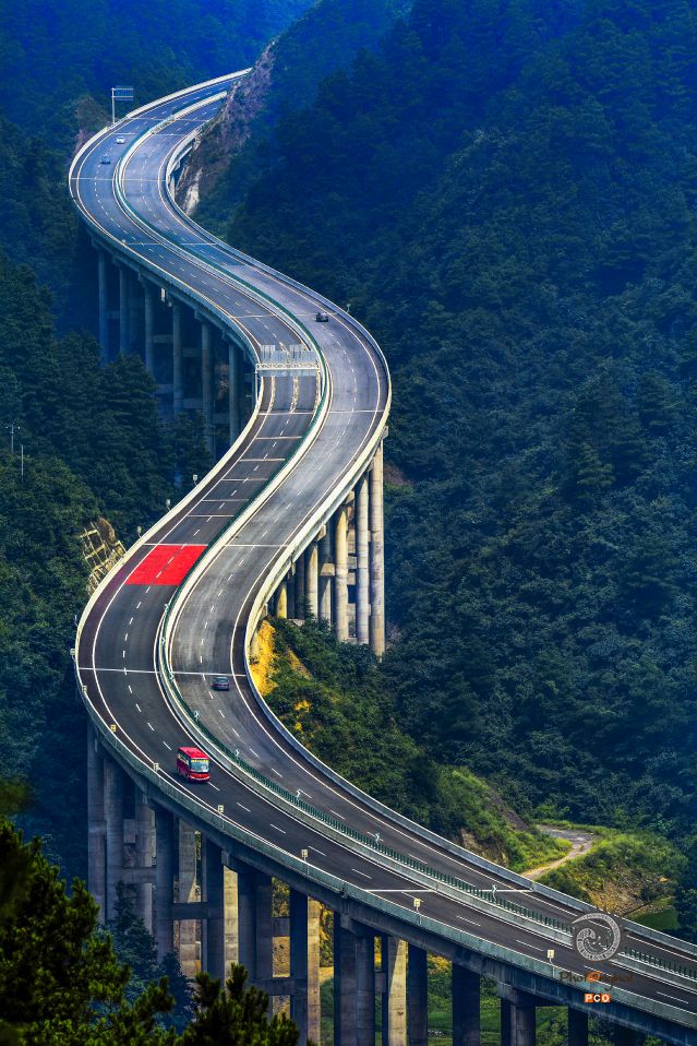 思剑高速公路