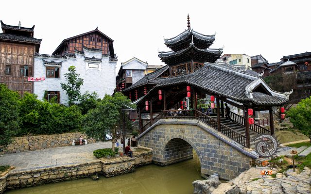 【组图】下司古镇的连心桥