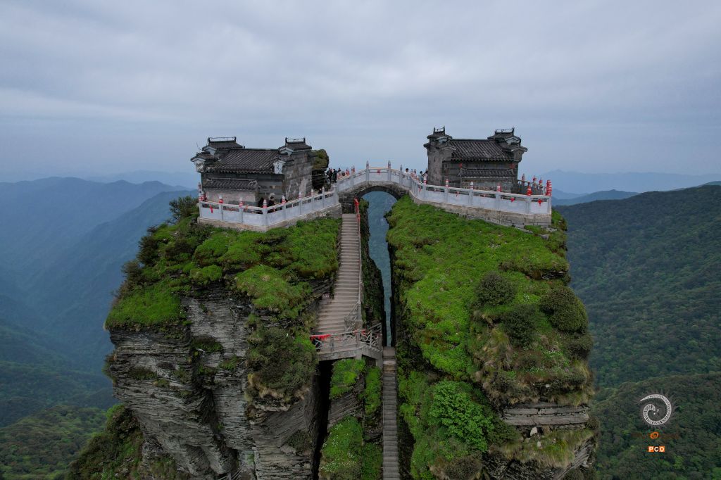 天桥