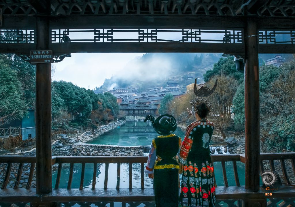 桥的对面是我家