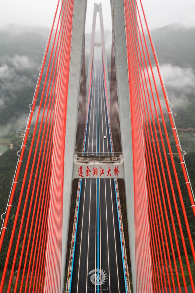 遵义至余庆高速公路湘江大桥