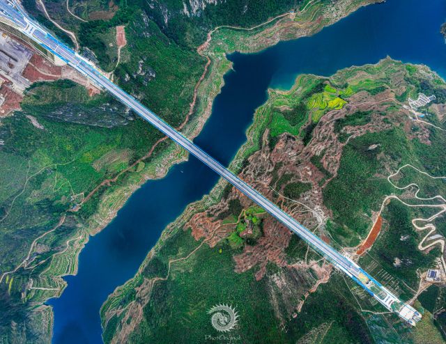 瓮安至开阳高速公路开州湖大桥