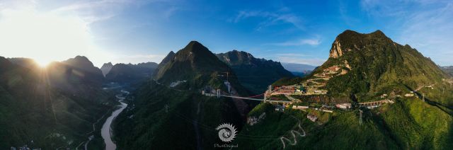 纳雍至晴隆高速公路乌蒙山大桥（在建）