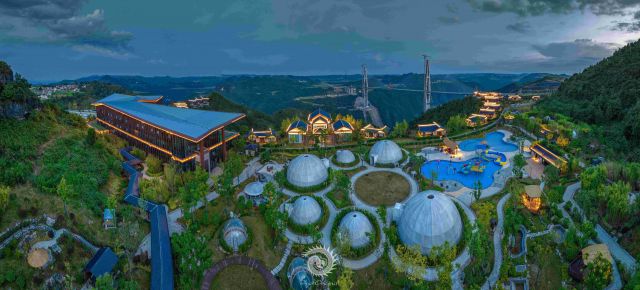 建设中的龙里县朵花大桥