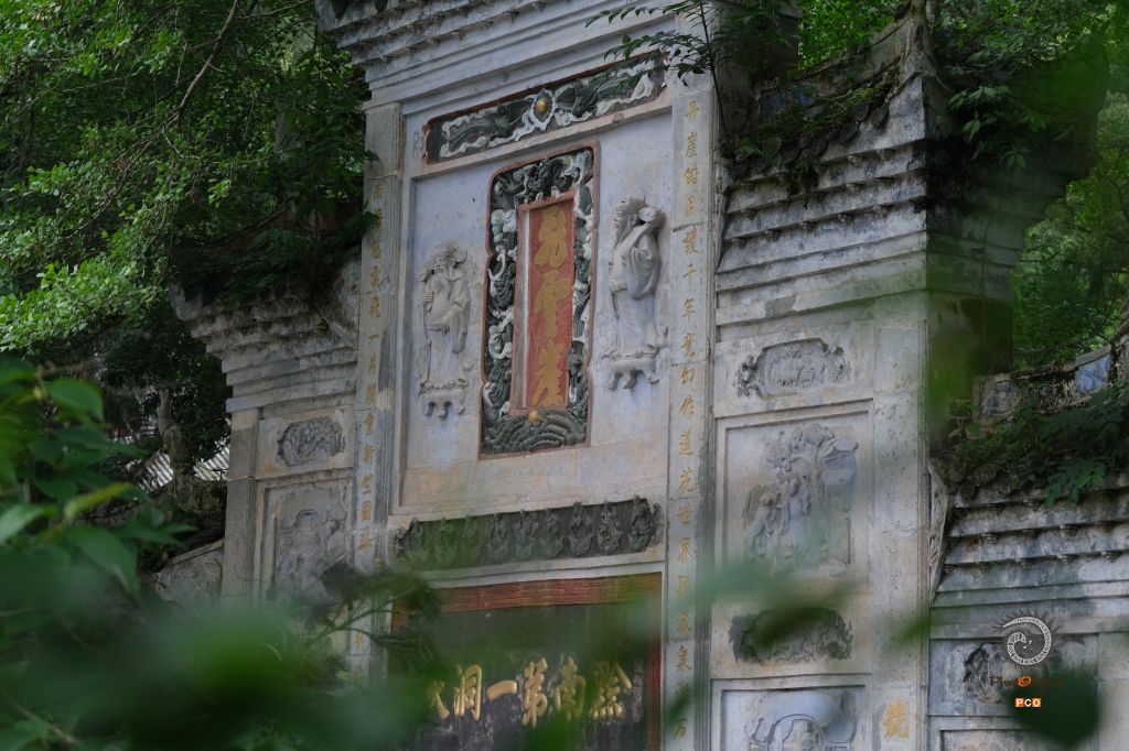 黔东南飞云崖建筑及民俗活动