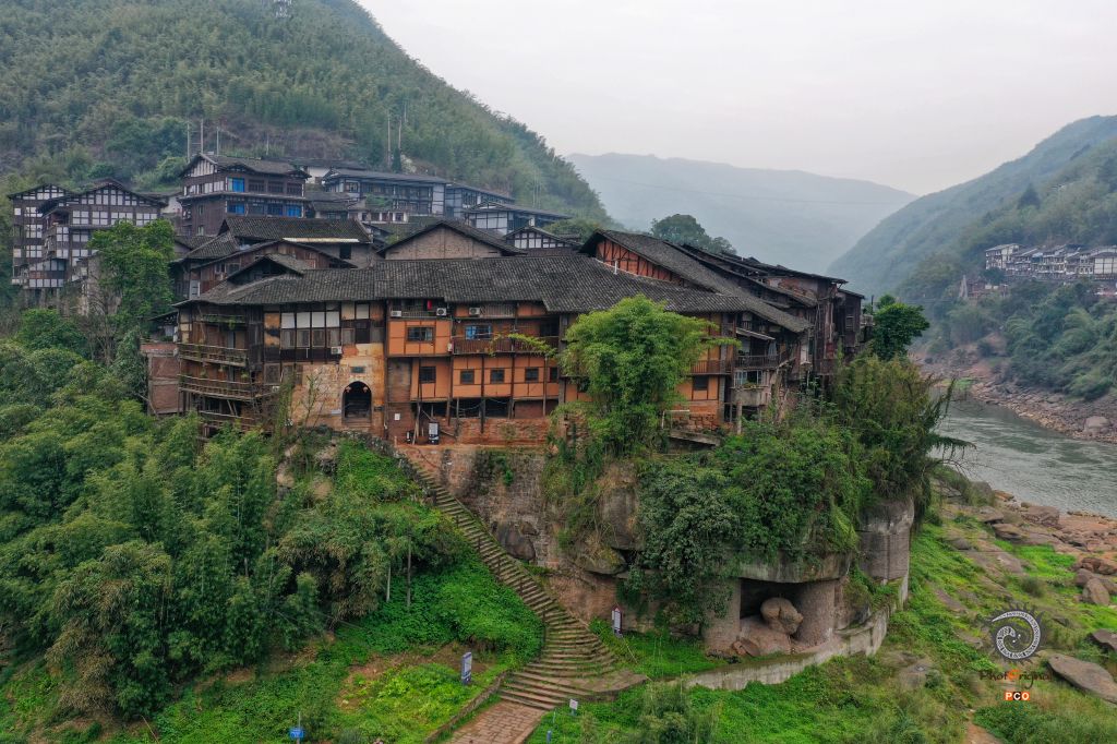 赤水河畔 古堡家园