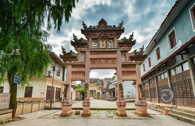 《百岁坊》