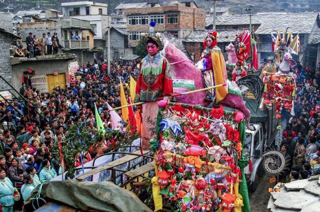 《祭抬汪公》