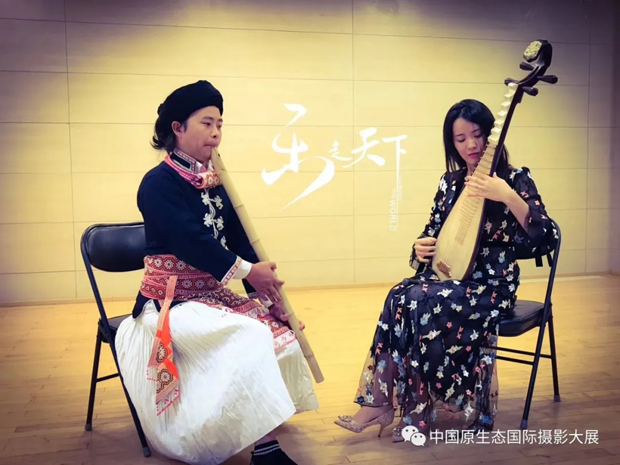 这里的箫只有三个孔，竟能吹出独有的情意绵绵？