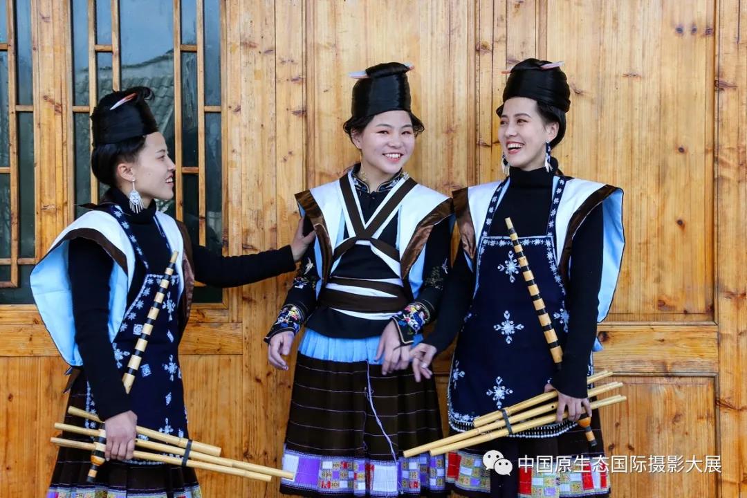 贵州摄影人特辑 | 《疫情下别样的“采花”》